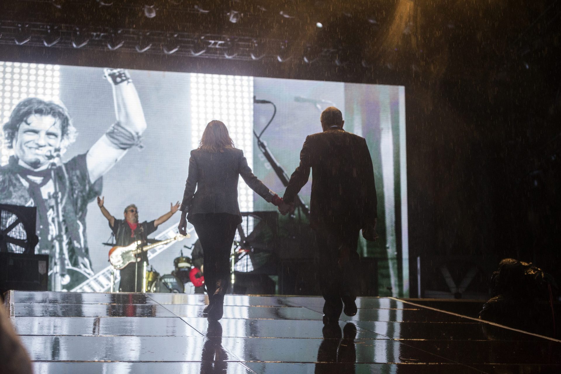 Marcelo subiu ao palco do RIR com os Xutos e Pontapés… mas não foi o único | FOTOGALERIA