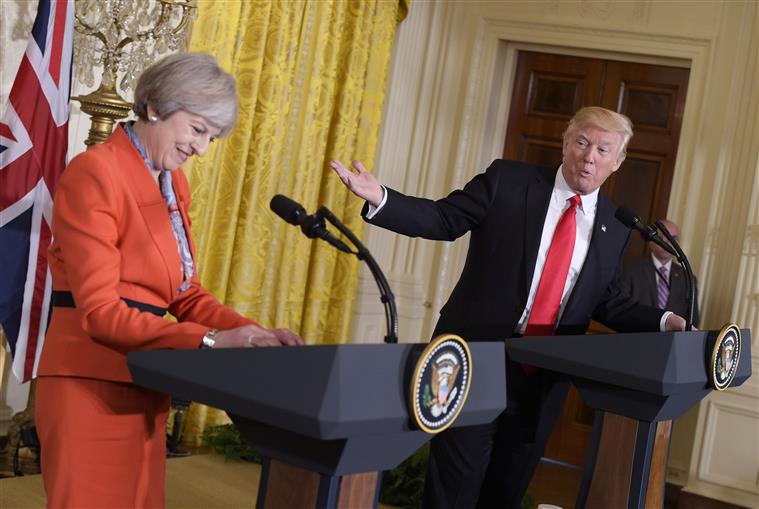 Trump. Visita a Londres resultou em fortes elogios a May