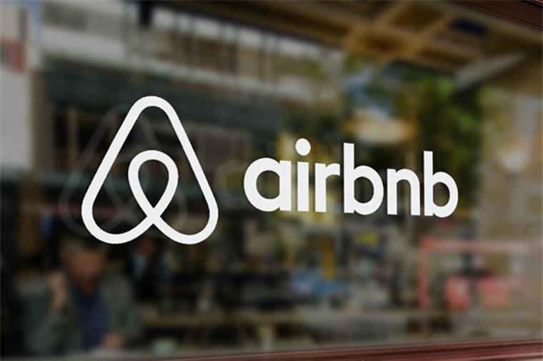 Airbnb diz que está “comprometida em ser o mais transparente possível”