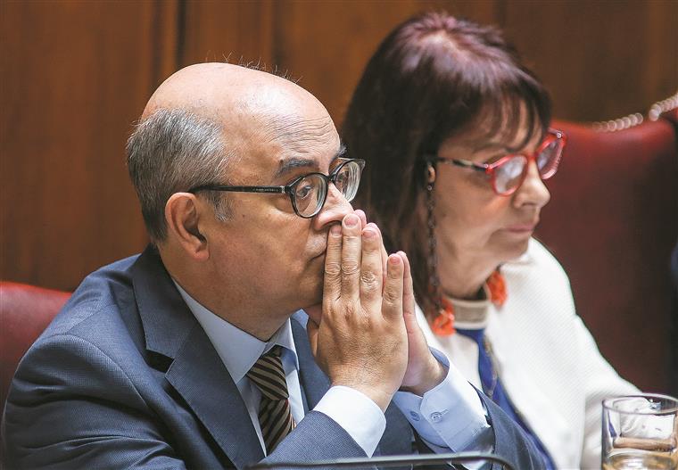 Tancos. Ministro assume que não sabia da discrepância sobre o material furtado