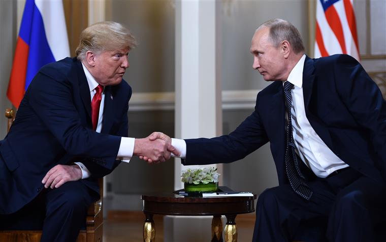 Trump revela intenção de um segundo encontro com Putin