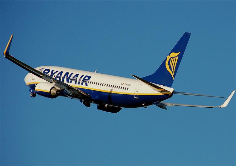 Ryanair apresenta lucros mas ainda assim longe dos de 2017