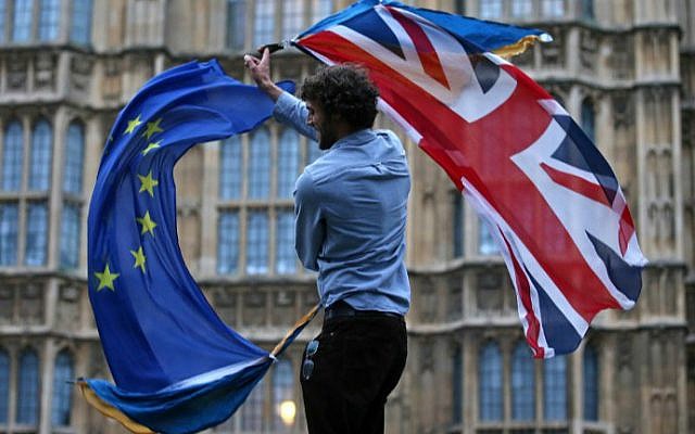 Brexit. Portugueses sabem hoje como podem continuar a viver no Reino Unido