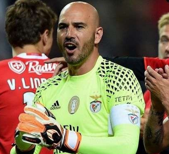 Paulo Lopes despede-se dos relvados…mas não do Benfica