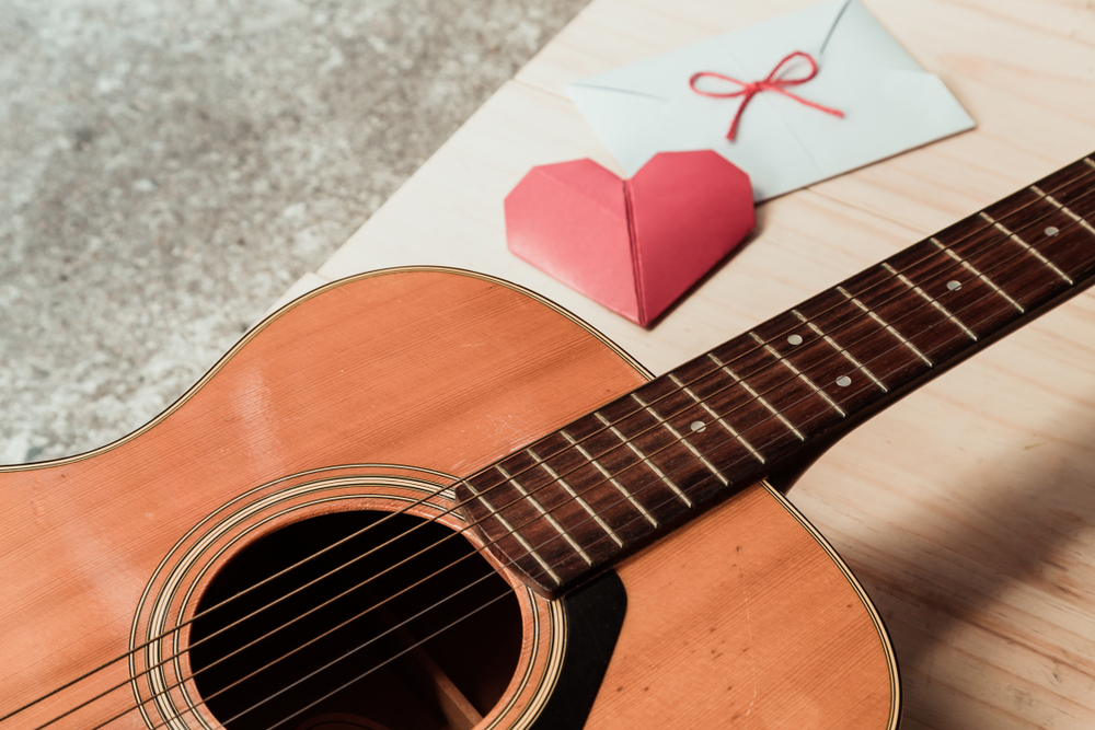 Conheça as mulheres que inspiraram algumas das maiores músicas de amor