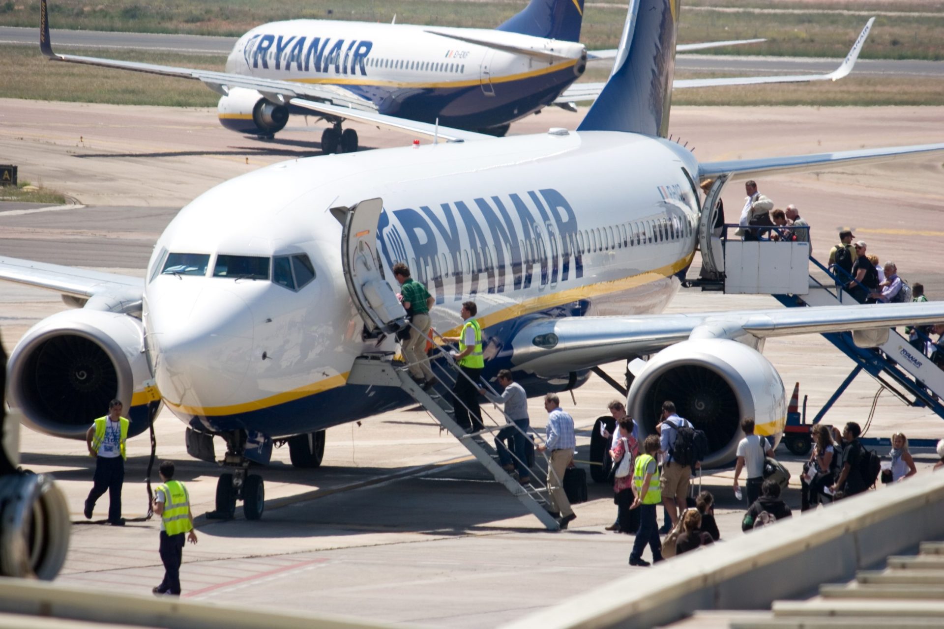 Ryanair cancela quase 400 voos devido a greve de pilotos