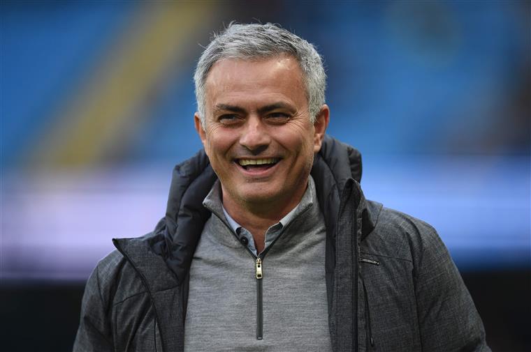 Mourinho afirma que “o Real Madrid é maior que qualquer jogador”