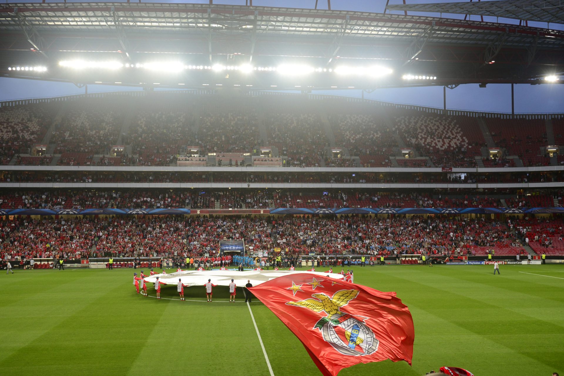 E-Toupeira. Benfica fala em “decisão ilegal e inconstitucional”