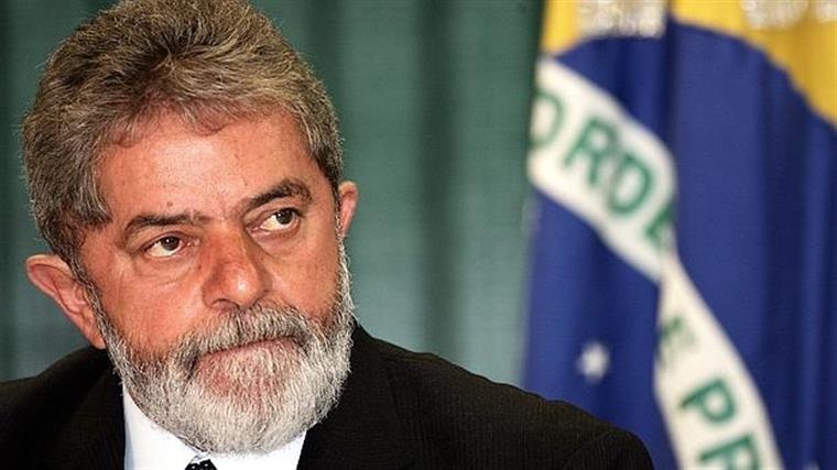 Brasil. Substituto de Lula tem de ser apresentado até ao fim do dia