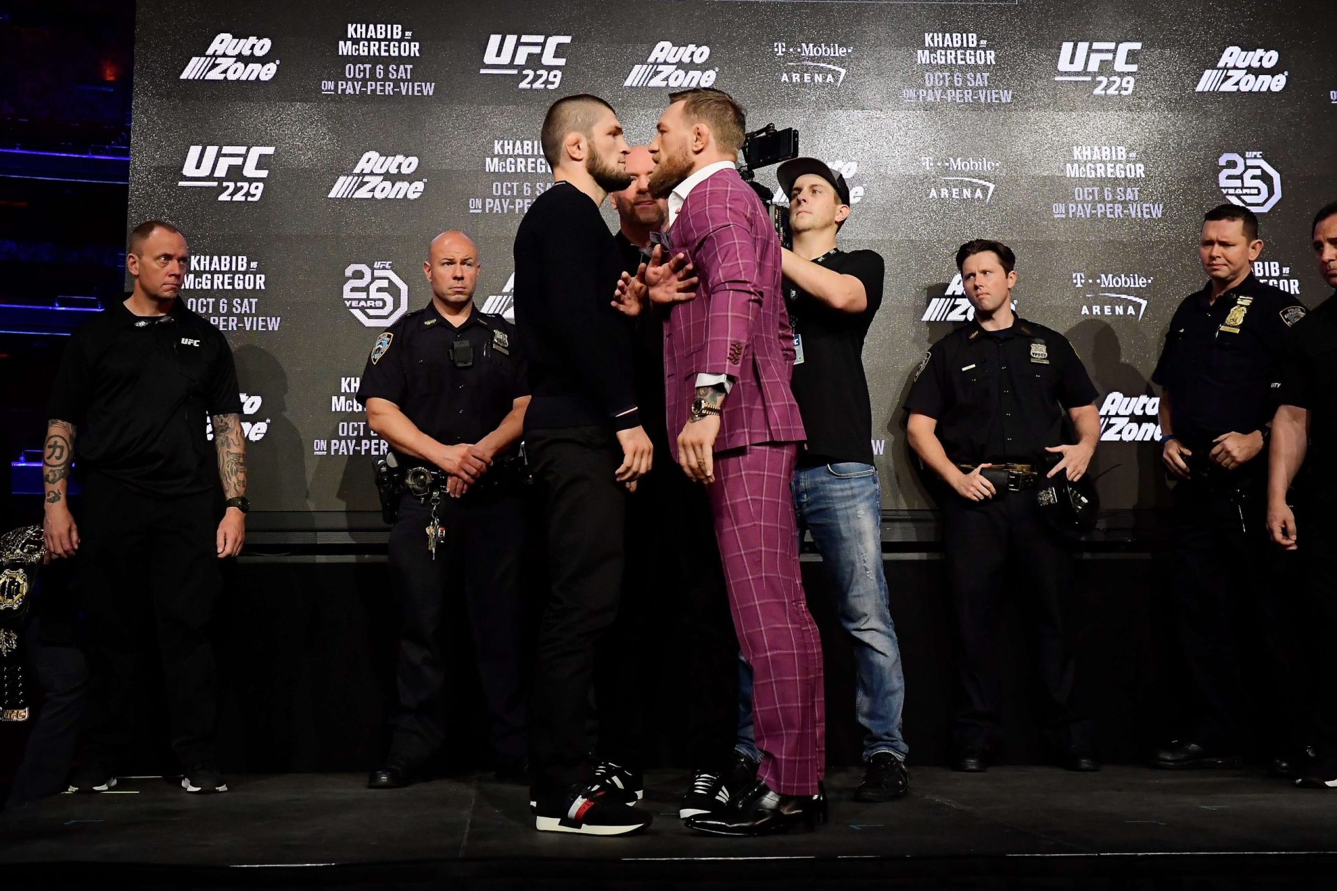 McGregor provoca Khabib… e até houve ameaças de morte