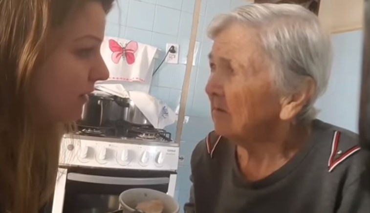 Idosa com Alzheimer comove o mundo | Vídeo