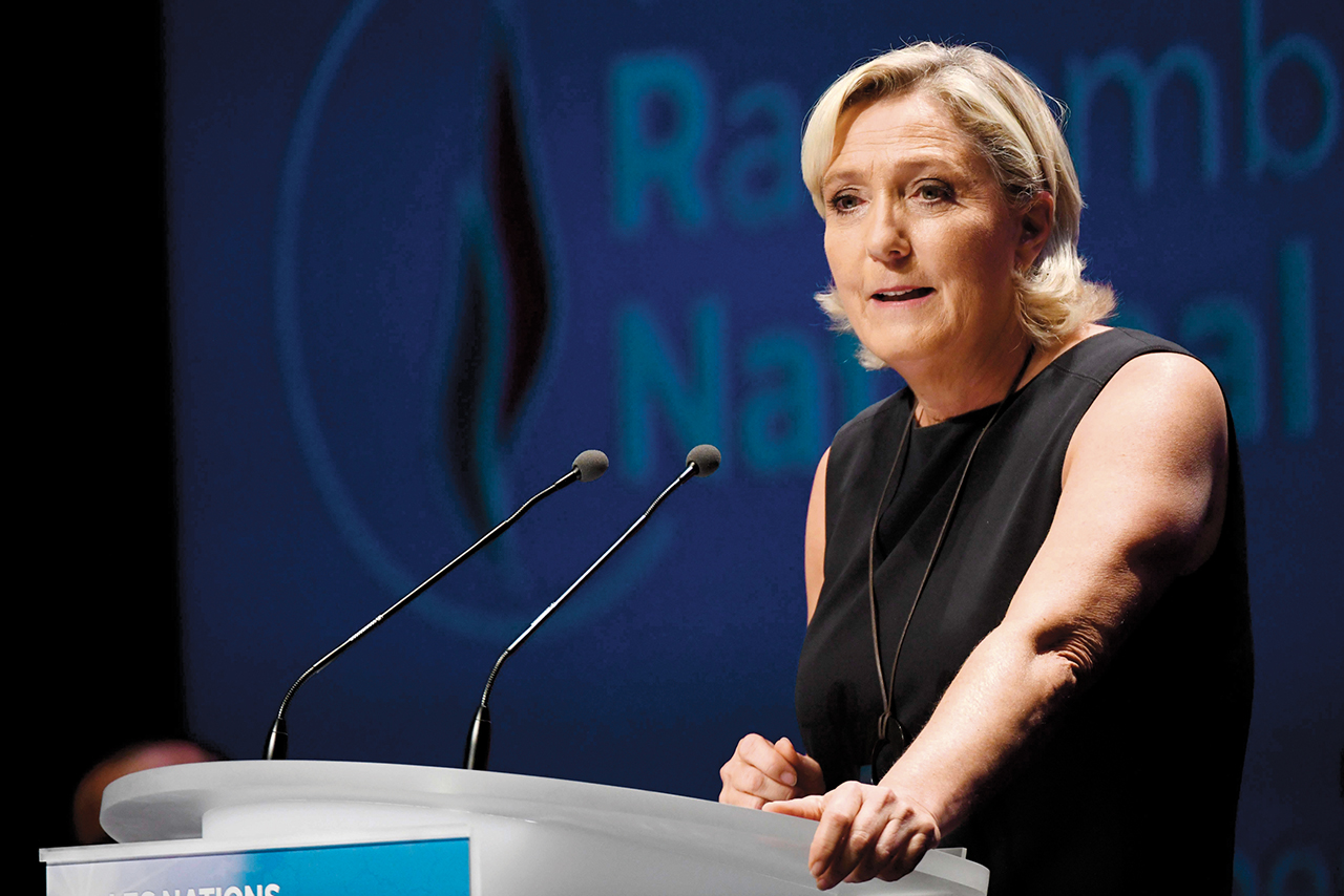 Le Pen não aceita fazer teste psiquiátrico