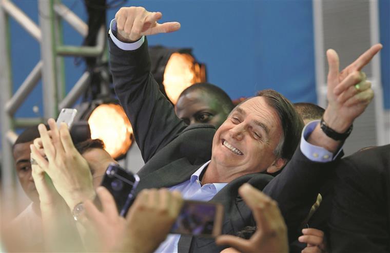 Jair Bolsonaro: Madonna e Cat Power juntam-se à campanha #elenão | FOTO