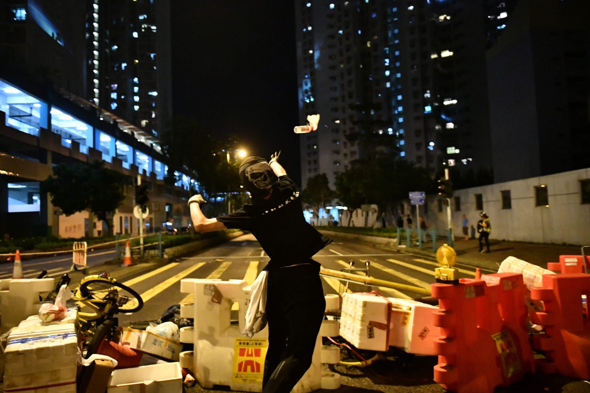 Hong Kong. Confrontos entre Polícia e manifestantes