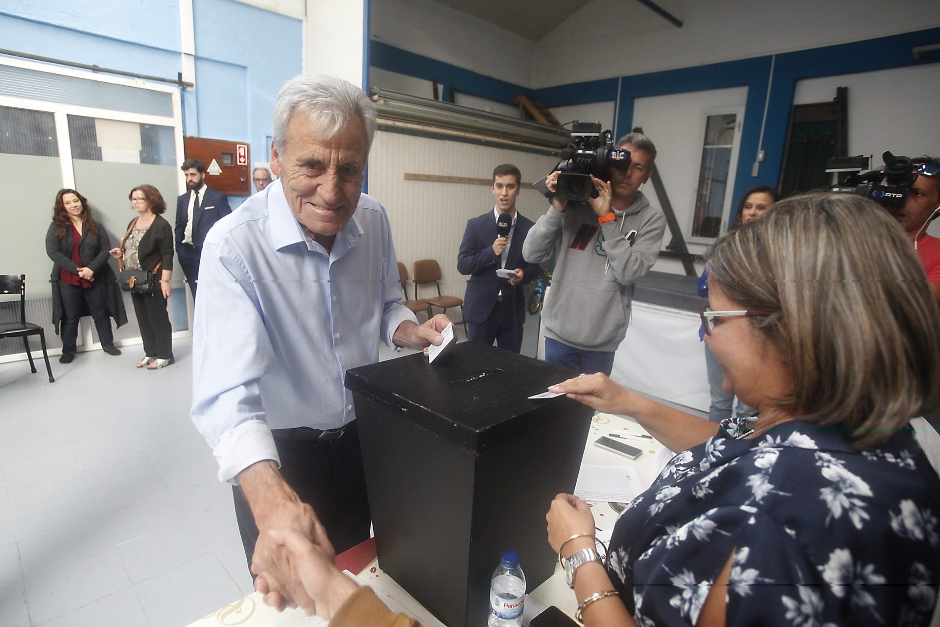 Jerónimo de Sousa depois de votar: “Fizemos talvez até mais do que a nossa parte”