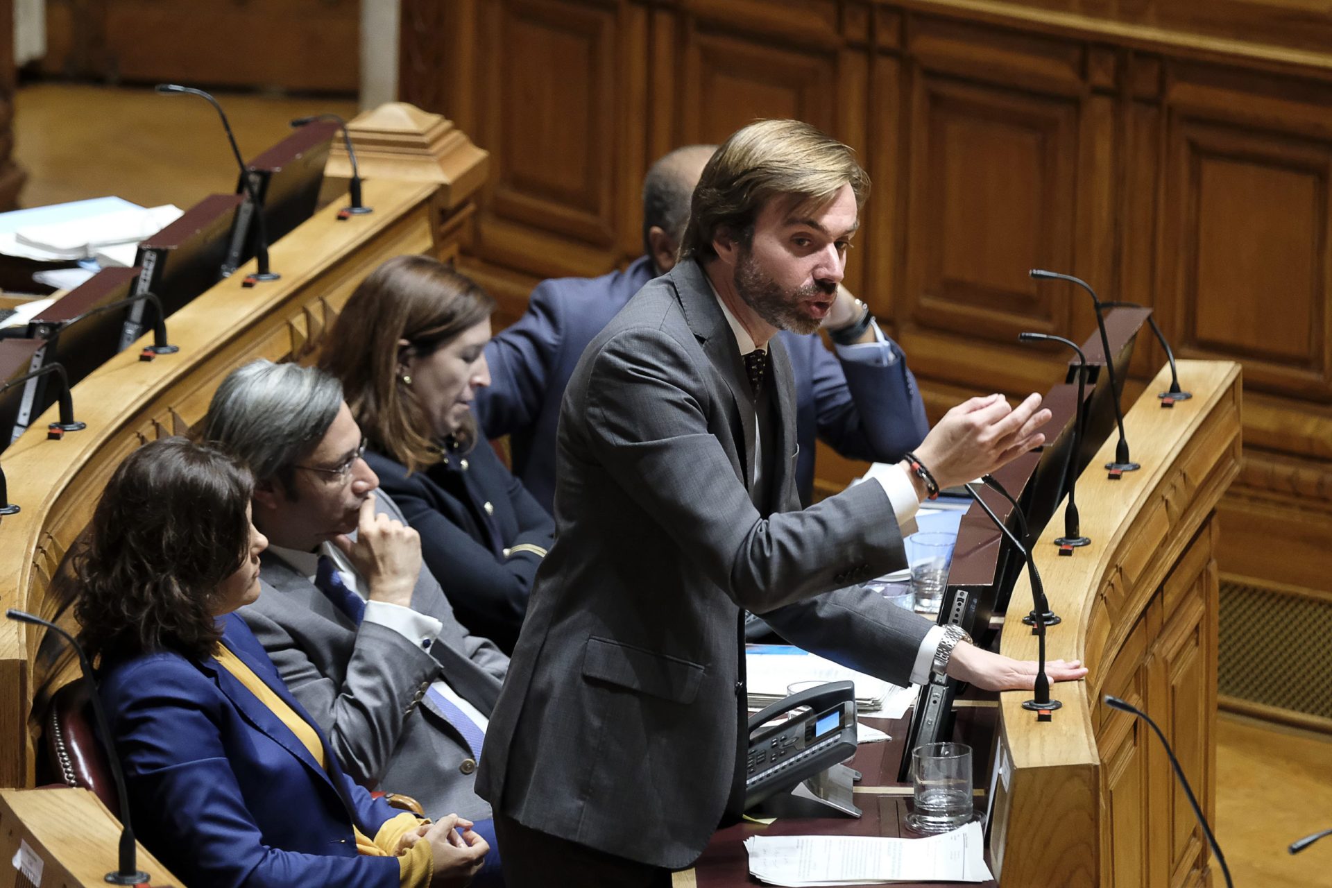 CDS. João Almeida anuncia candidatura à liderança