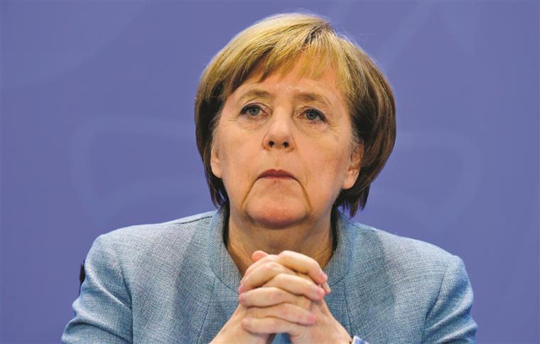 Angela Merkel volta a liderar ranking de mulheres mais poderosas da Forbes