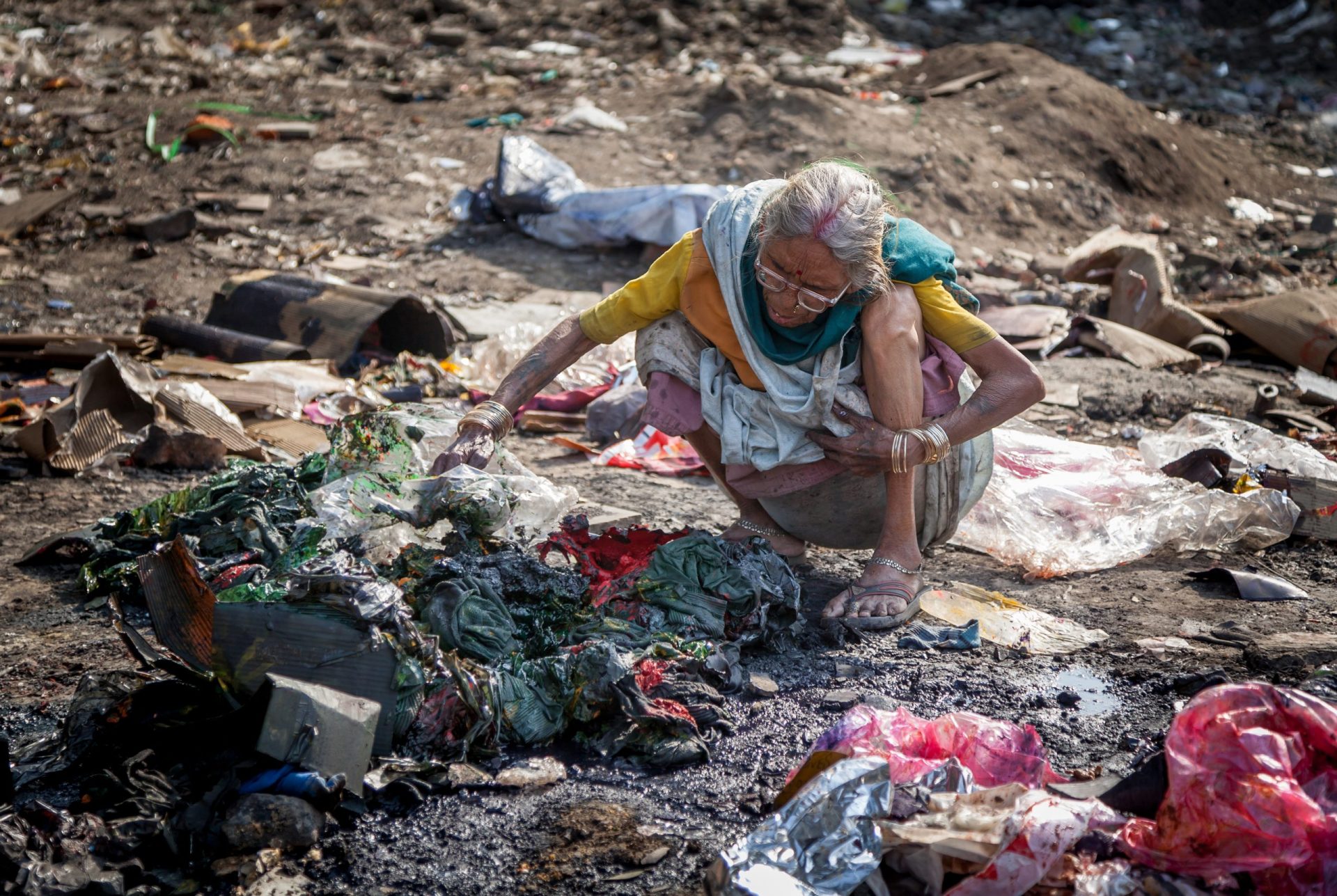 Riqueza dos multimilionários aumentou enquanto a os pobres desceu