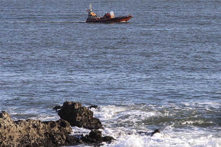 Um morto e um ferido após naufrágio de embarcação em Olhão