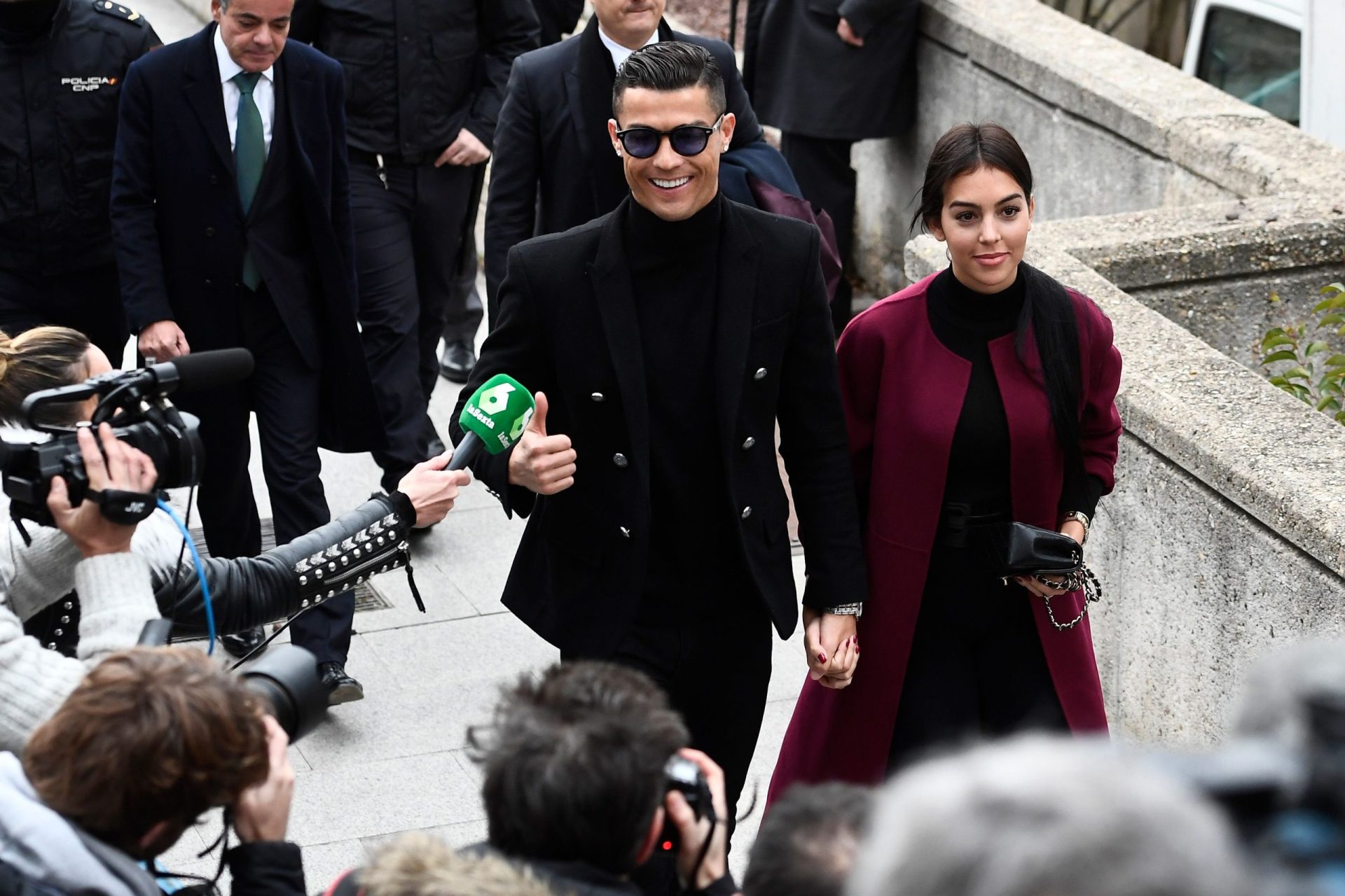 Cristiano Ronaldo esteve menos de uma hora no tribunal