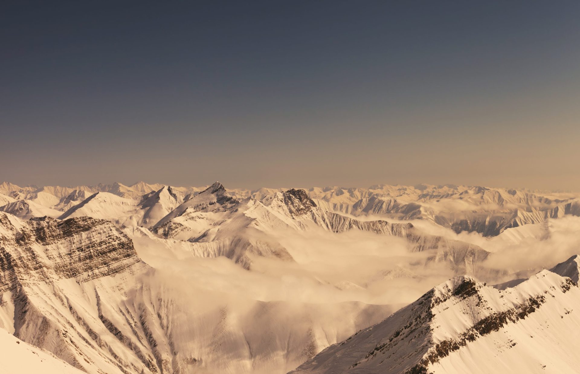 Noruega. Quatro pessoas desaparecidas na sequência de uma avalanche