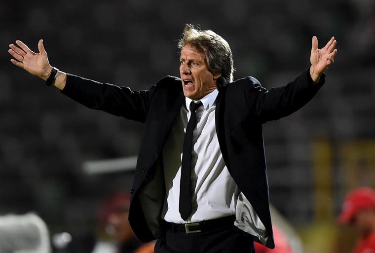 Al Hilal planeia despedir Jorge Jesus, avança a imprensa saudita