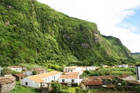 Mau tempo coloca ilha das Flores e do Corvo nos Açores sob aviso laranja esta quarta-feira