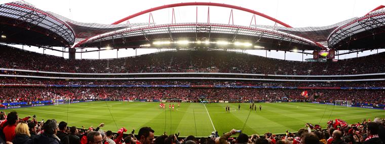 Benfica fala de uma “mão negra” por trás da interdição da Luz