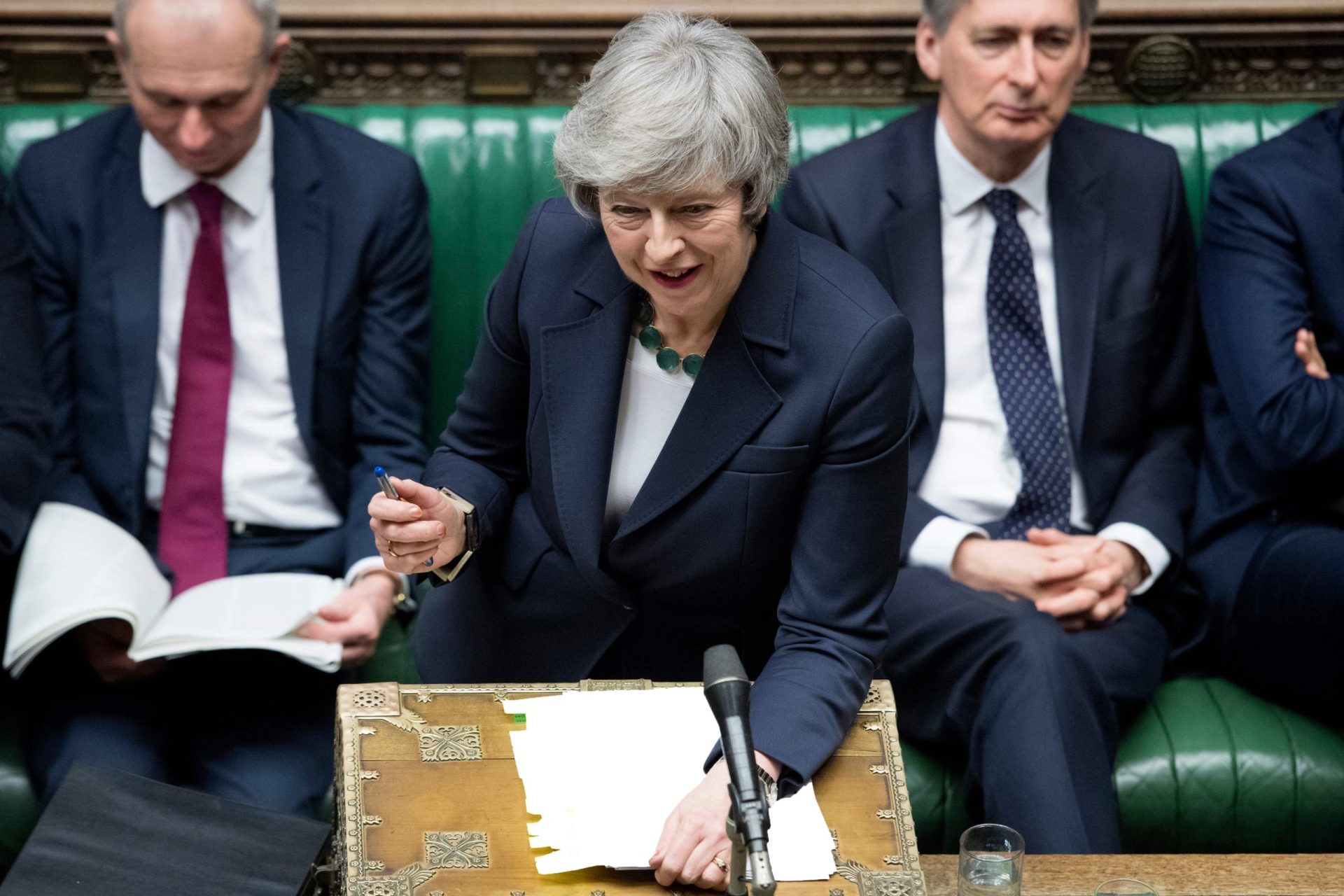 Brexit. May volta a ser derrotada no parlamento