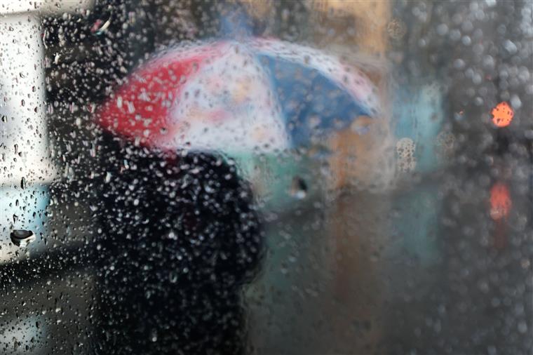 Prevista chuva e ligeira subida das temperaturas para esta terça-feira