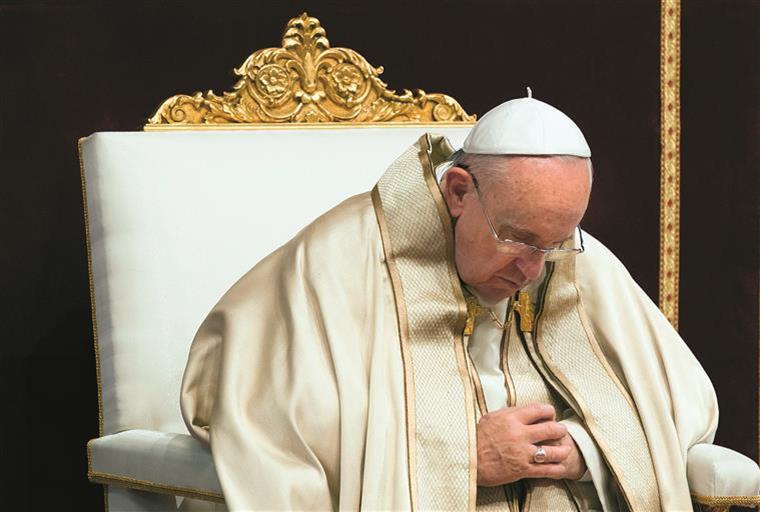 Papa Francisco confirma abusos sexuais de padres e bispos a freiras