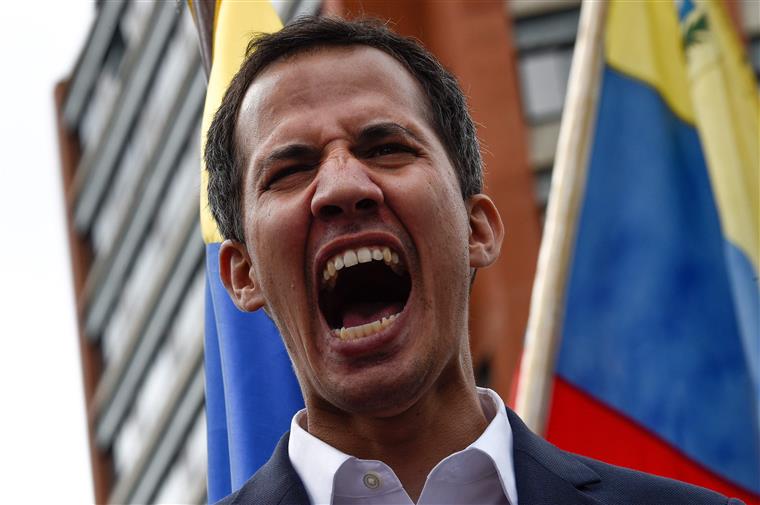 Venezuela. Guaidó disposto a autorizar intervenção militar dos EUA “se necessário”