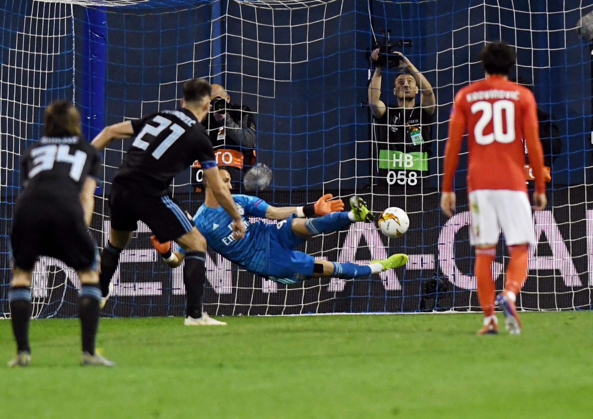 Vlachodimos considerado o melhor guarda-redes do campeonato no mês de fevereiro