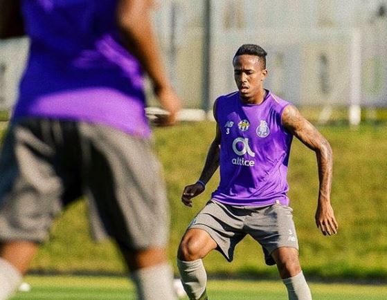 Real Madrid oficializa contratação de Éder Militão