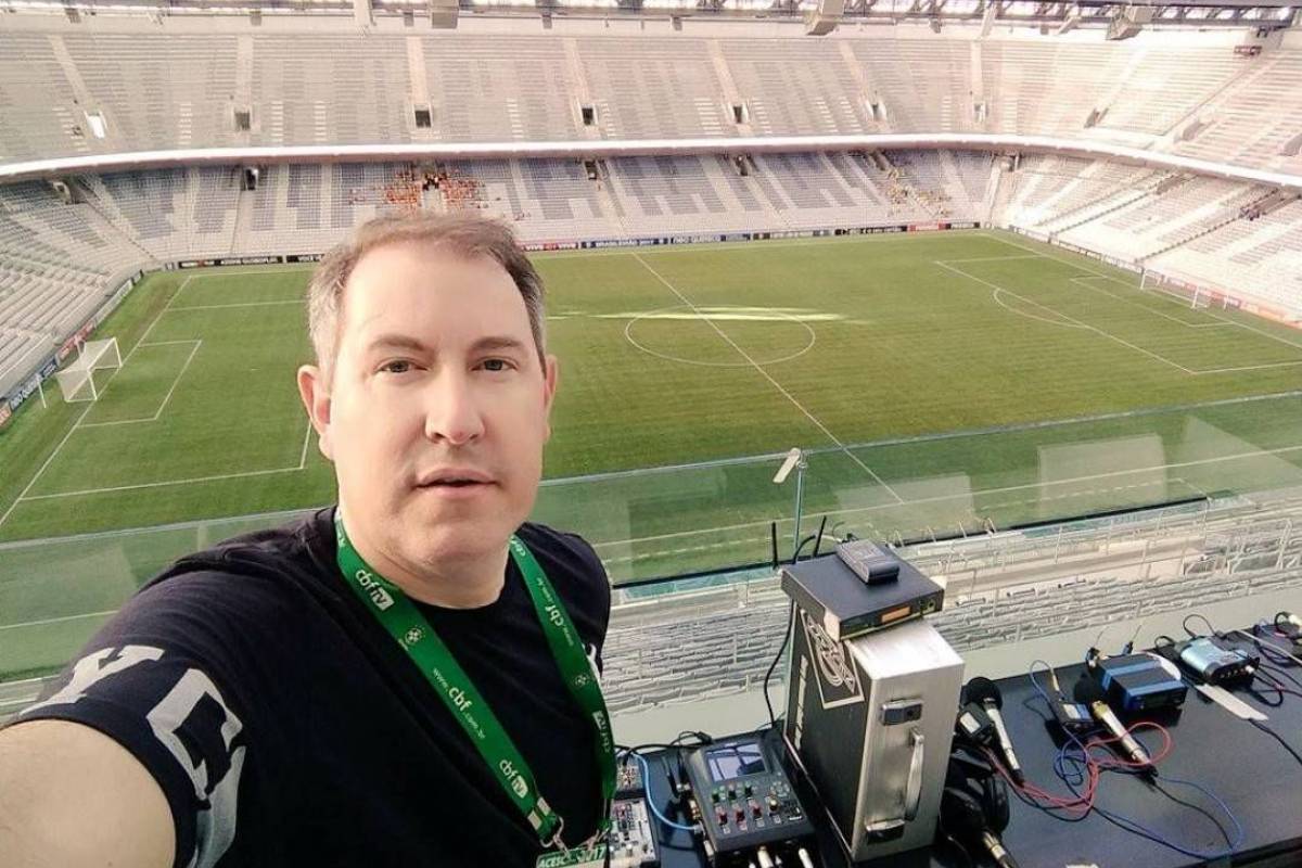 Jornalista que sobreviveu à tragédia da Chapecoense morreu de ataque cardíaco