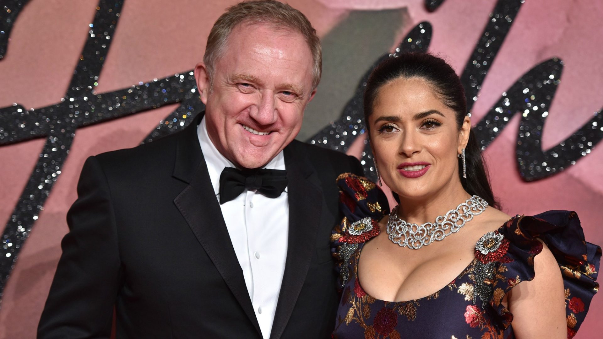 Marido de Salma Hayek vai ajudar a reconstruir Notre-Dame