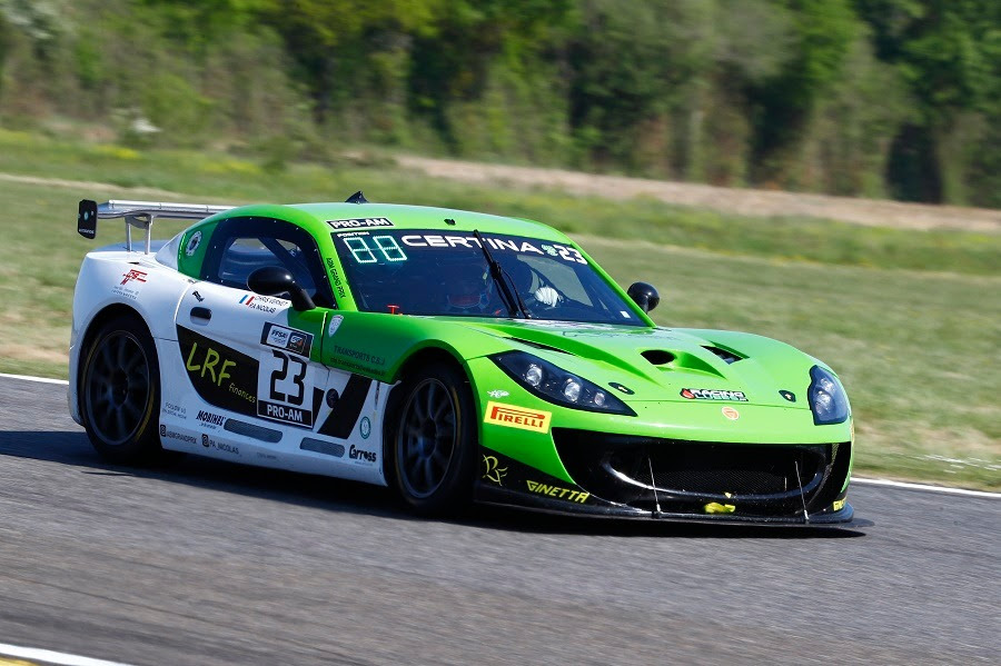 Piloto César Machado estreia-se no GT4 France