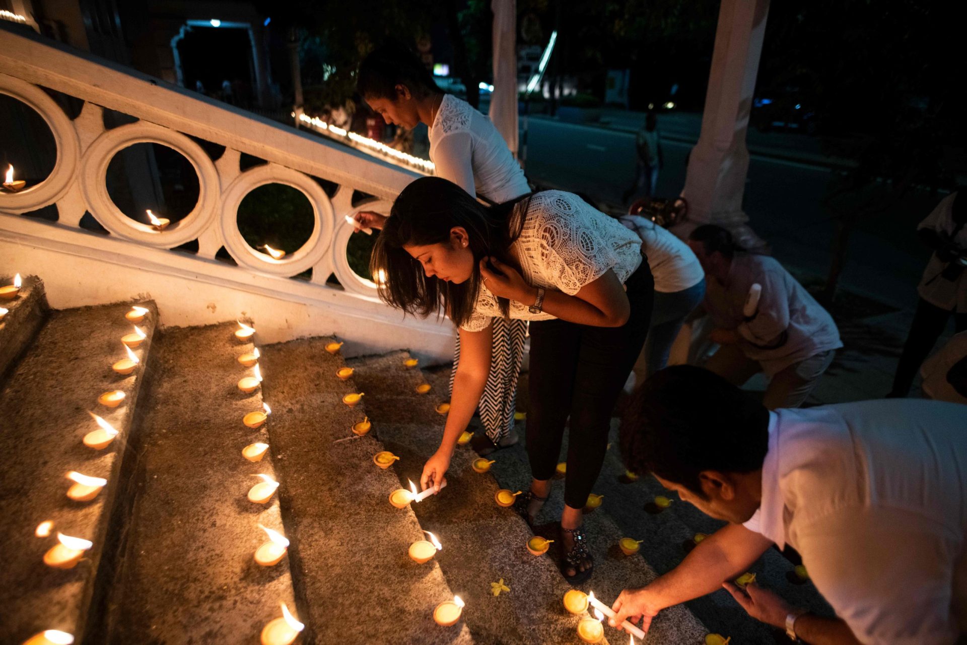 Autoridades do Sri Lanka atualizam número de mortos