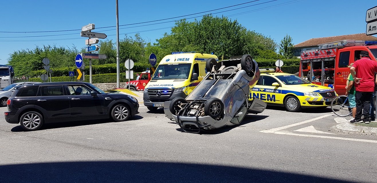 Colisão provoca ferido em Vila Verde