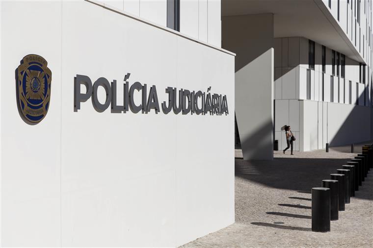 PJ investiga caso de homem encontrado morto em empresa de Setúbal