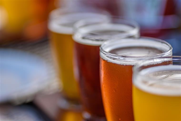 Greve na Central de Cervejas pode colocar em risco ‘stock’ para o verão