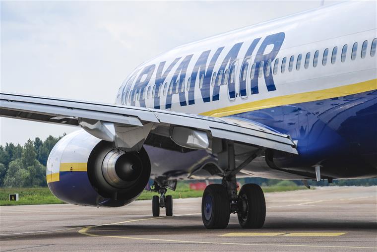 Ryanair. Governo declara serviços mínimos para greve