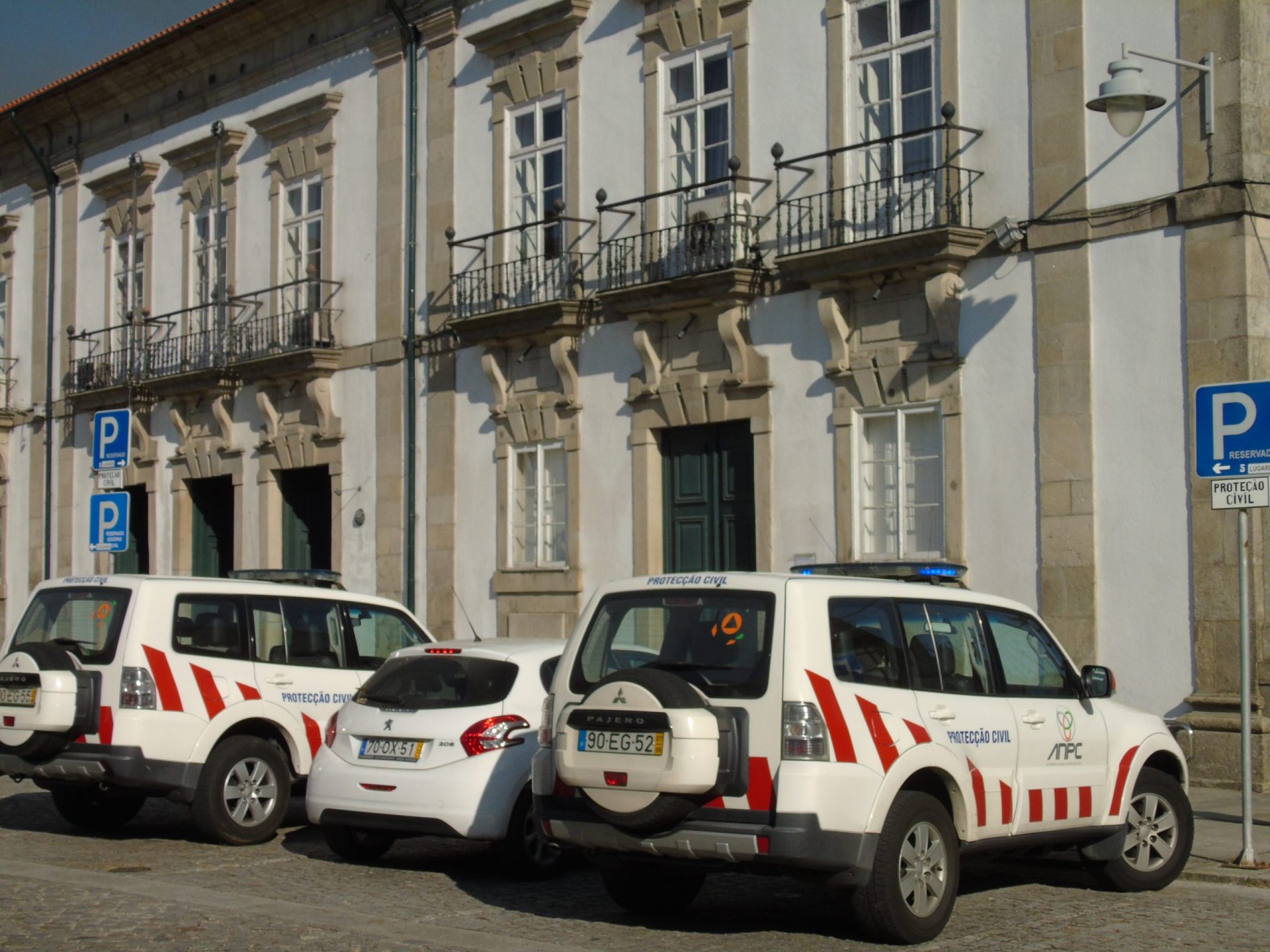 Proteção Civil continua com 600 trabalhadores precários