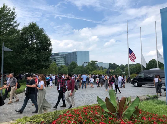 Homem armado no jornal USA Today obriga à evacuação do edifício