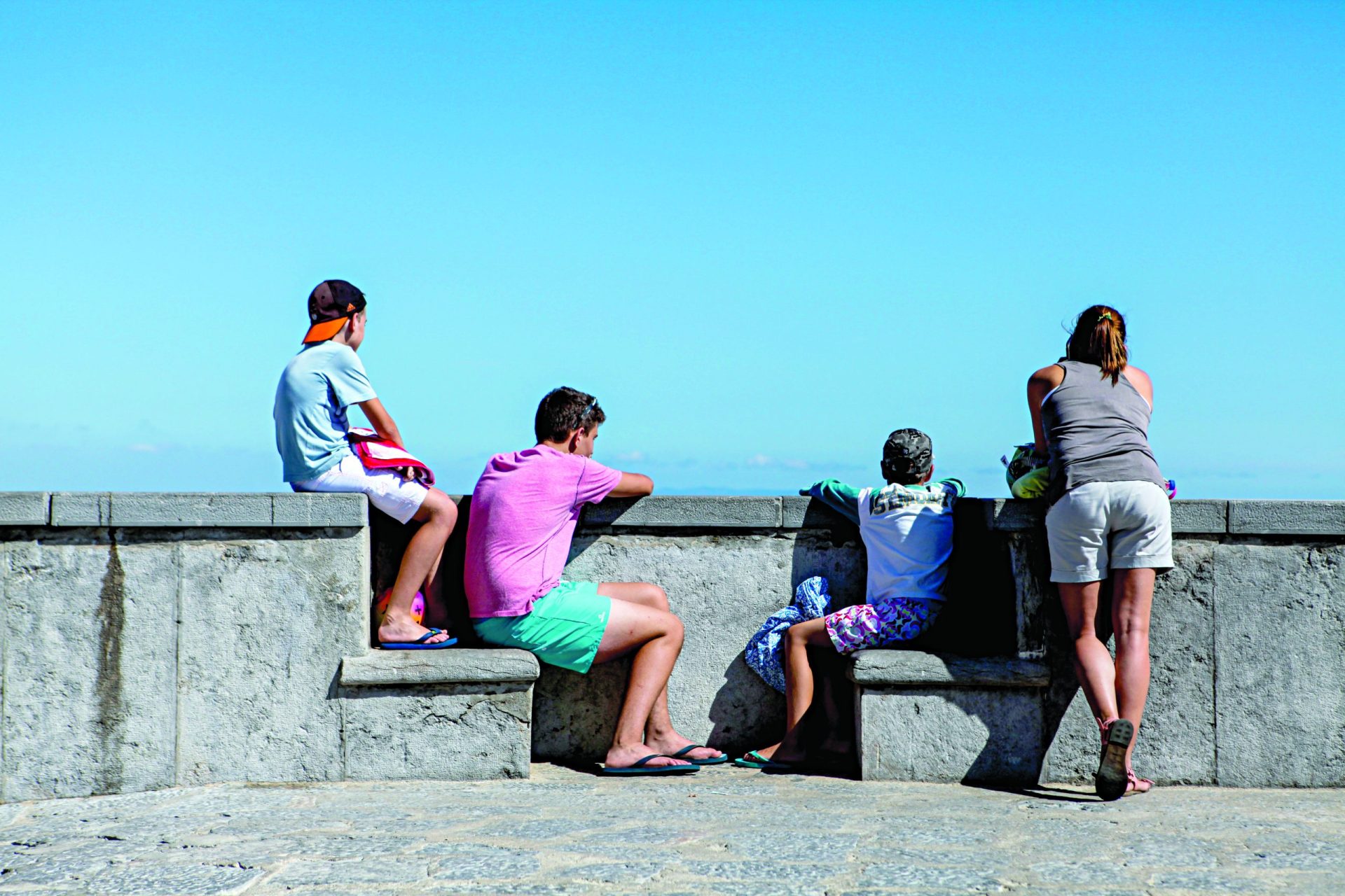 Sexta-feira marcada por temperaturas perto dos 30 graus