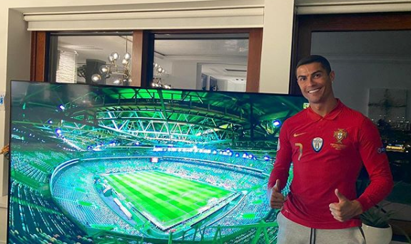 Ronaldo deixa mensagem de apoio à seleção portuguesa antes do jogo contra a Suécia