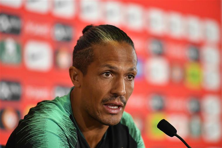 Bruno Alves testa positivo à covid-19