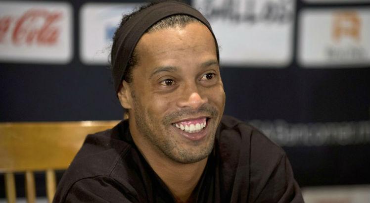 Ronaldinho está infetado com covid-19