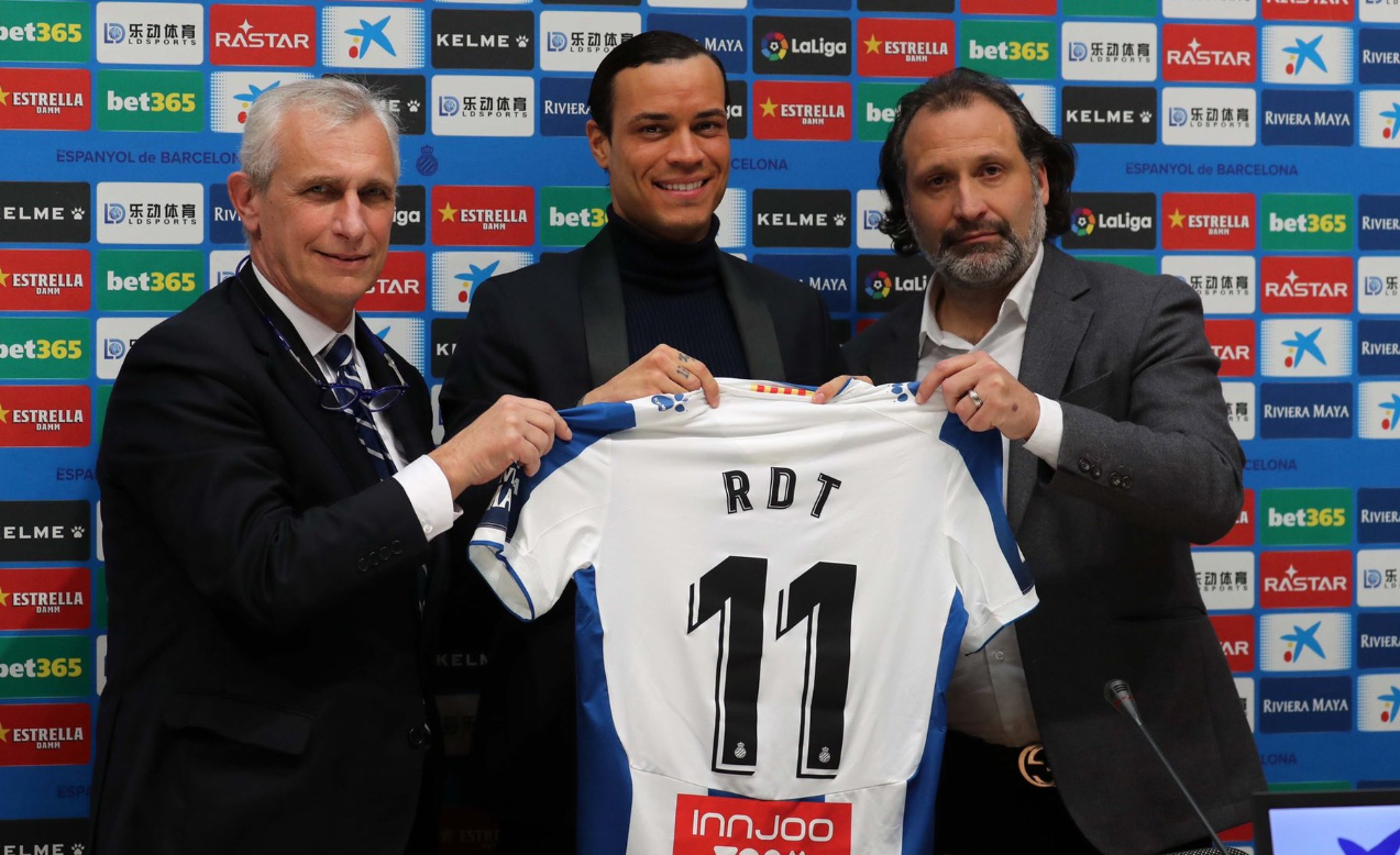 Raul de Tomas só precisou de 25 minutos para se estrear a marcar pelo Espanyol