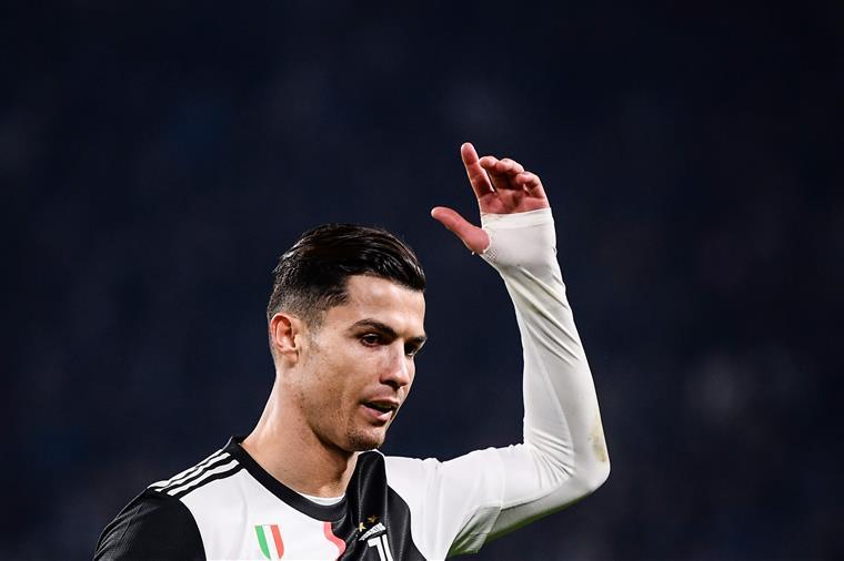 Ex-jogador da Juventus arrasa Ronaldo: “É um ignorante”